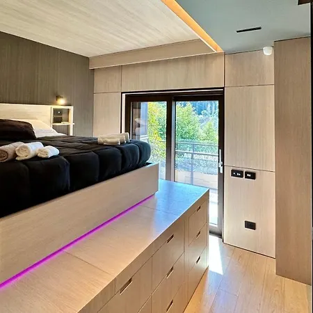 5 Stars * - Luxury House Appartement *